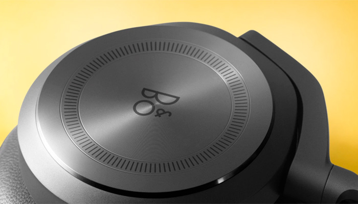 bangolufsen_beoplay_hx_2 1.png