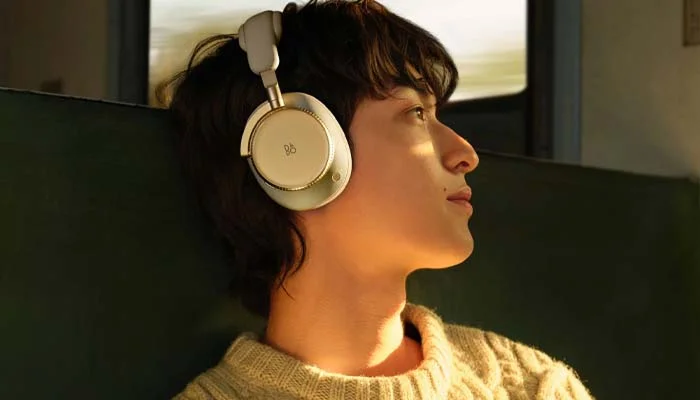 Bang_Olufsen_Beoplay_H100_Infinite_Black_info_18 1.png