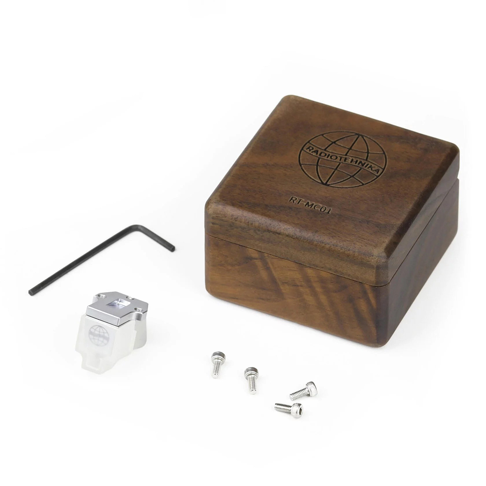 Radiotehnika_RT_MC01_Box.jpg
