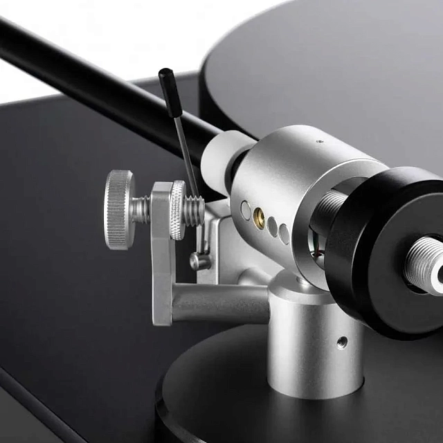 Clearaudio Concept Signature MC Dark Wood_2