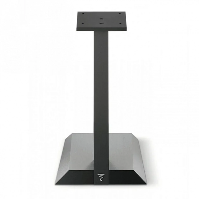 Focal Chora Center Stands_1