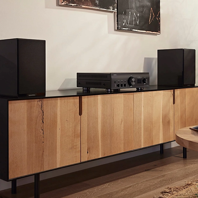 Denon PMA-1700NE Black_6