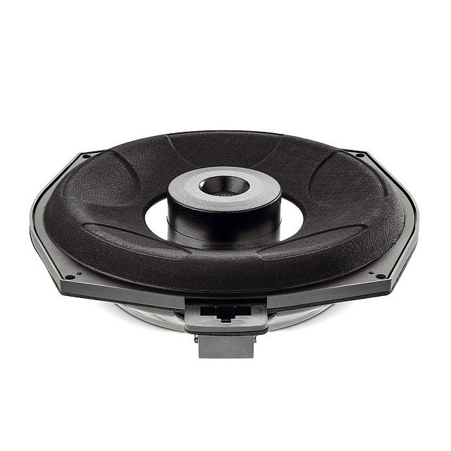Focal ISUB BMW4_1