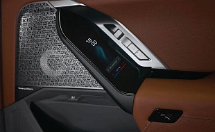В новой BMW 7 Series и его 36-динамиковой аудиосистеме Bowers & Wilkins появится поддержка Dolby Atmos