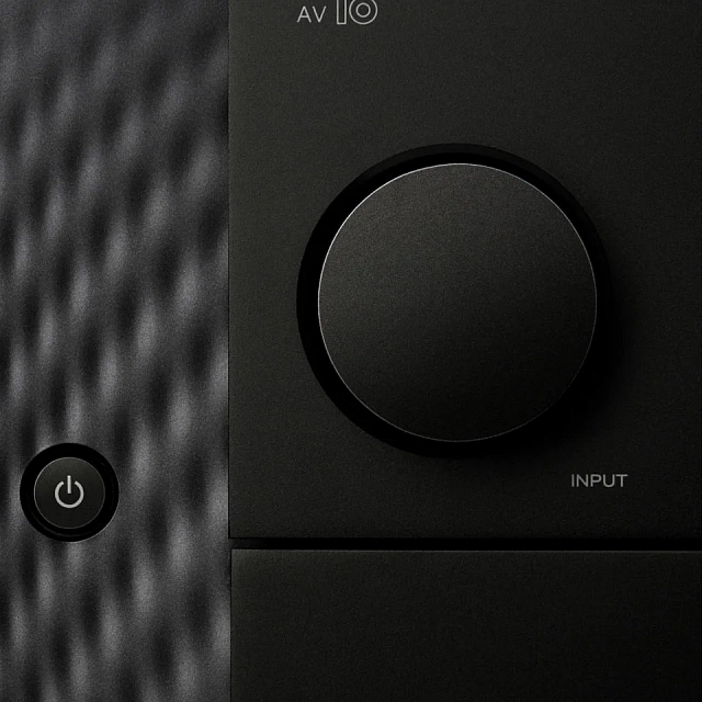 Marantz AV 10 Black_4